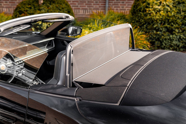 Porsche 911 3.0 Carrera 4 S 450 PK SportDesign Burmester 360 Camera Chrono Matrix LED 21''