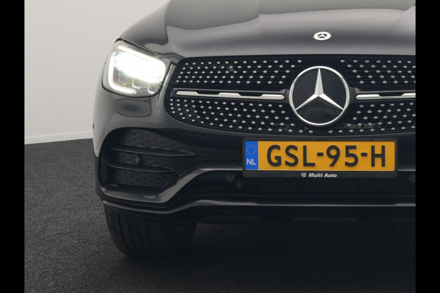 Mercedes-Benz GLC 300e 4MATIC AMG PHEV 320pk Dealer O.H | Panodak | Adaptive Cruise | Sportstoelen Memory | Burmester | AMG Exterieur | Head Up | Camera | Keyless | Plug In Hybrid |