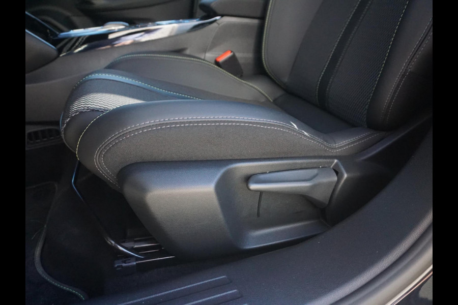 Peugeot 2008 1.2 Hybrid 136 GT 360 Camera | All seasonbanden