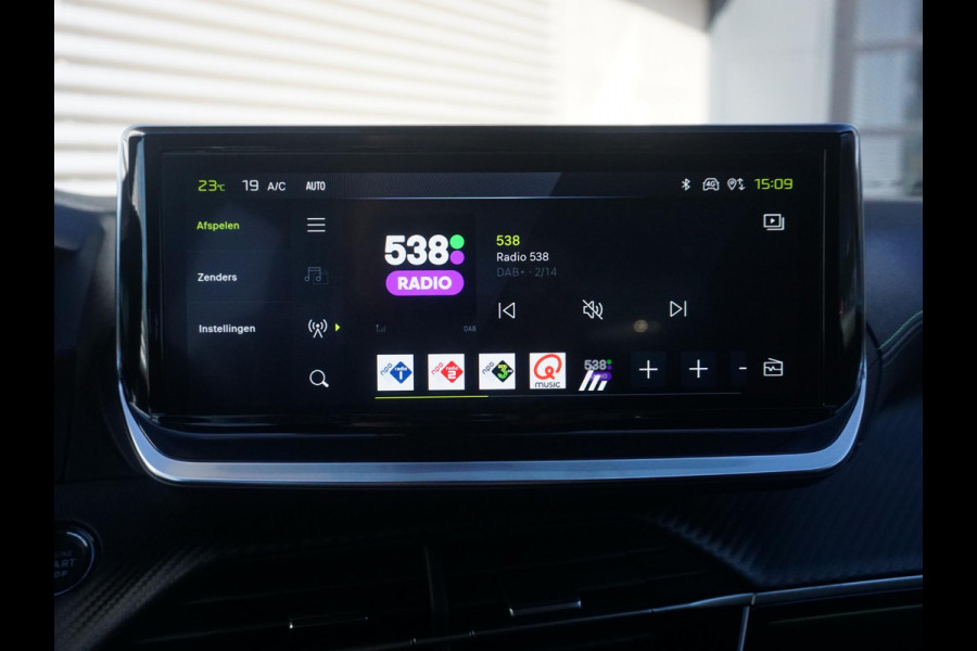 Peugeot 2008 1.2 Hybrid 136 GT 360 Camera | All seasonbanden