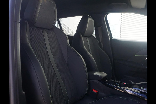 Peugeot 2008 1.2 Hybrid 136 GT 360 Camera | All seasonbanden