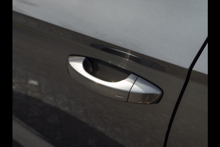 Škoda Karoq 1.5 TSI ACT Business Edition Plus|LED|CarPlay|Cam