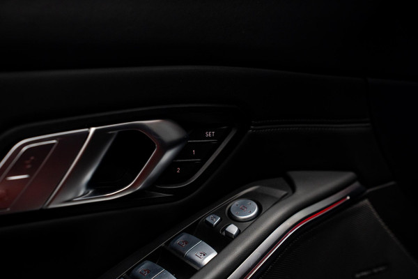 BMW M3 Touring 3-serie xDrive Competition *Sonderlackierung / M-Track Pack / Keramisch / Kuipstoelen / Harman Kardon / Carbon in & exterieur*