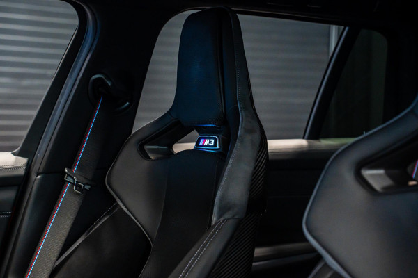 BMW M3 Touring 3-serie xDrive Competition *Sonderlackierung / M-Track Pack / Keramisch / Kuipstoelen / Harman Kardon / Carbon in & exterieur*