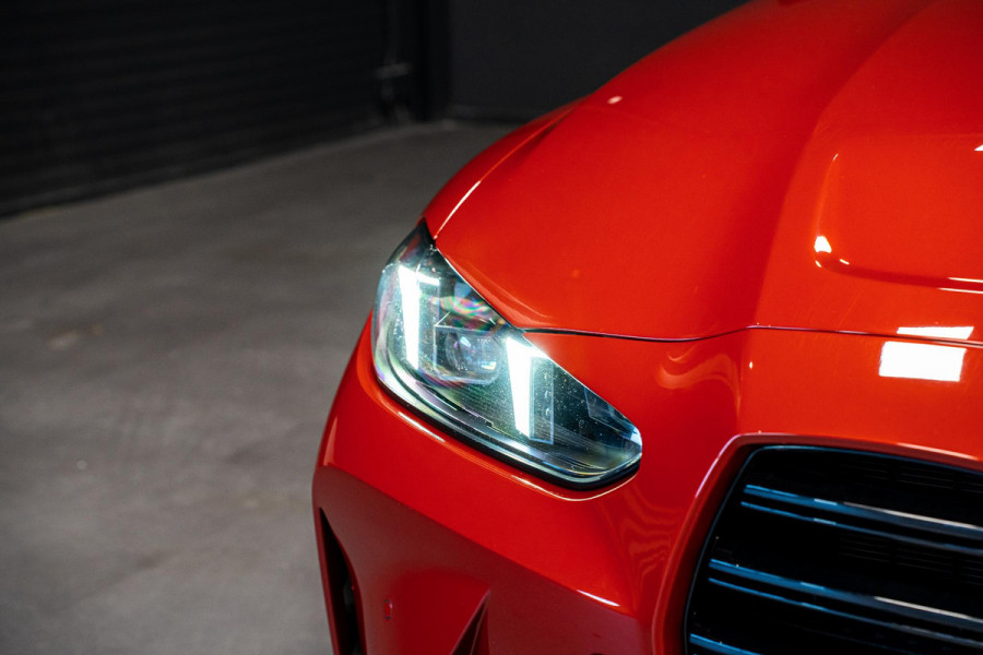 BMW M3 Touring 3-serie xDrive Competition *Sonderlackierung / M-Track Pack / Keramisch / Kuipstoelen / Harman Kardon / Carbon in & exterieur*