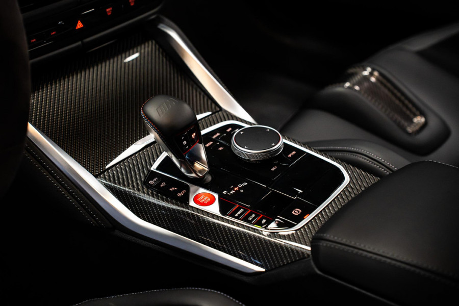 BMW M3 Touring 3-serie xDrive Competition *Sonderlackierung / M-Track Pack / Keramisch / Kuipstoelen / Harman Kardon / Carbon in & exterieur*