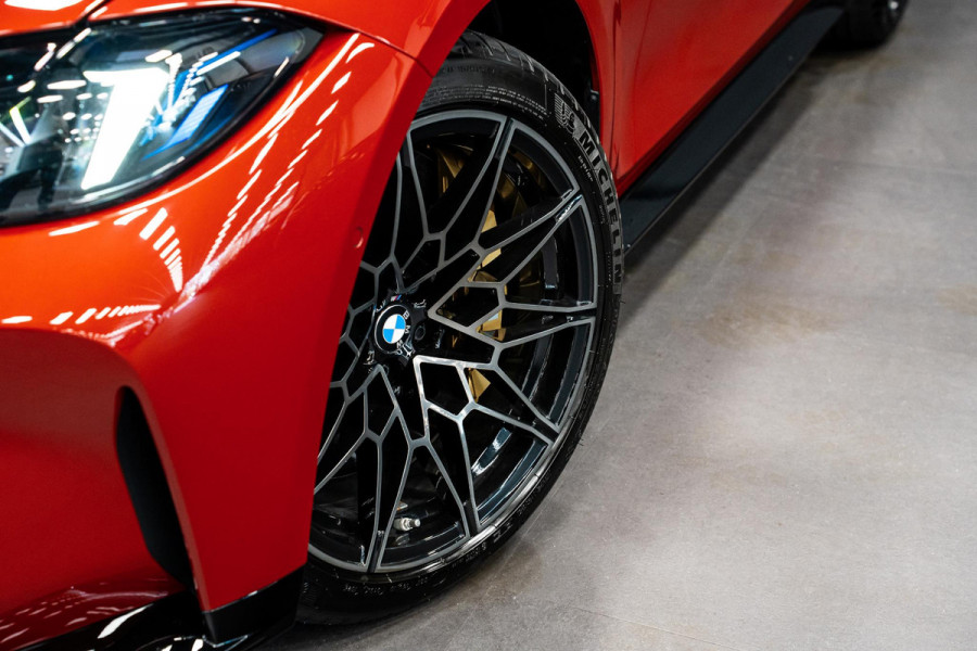 BMW M3 Touring 3-serie xDrive Competition *Sonderlackierung / M-Track Pack / Keramisch / Kuipstoelen / Harman Kardon / Carbon in & exterieur*