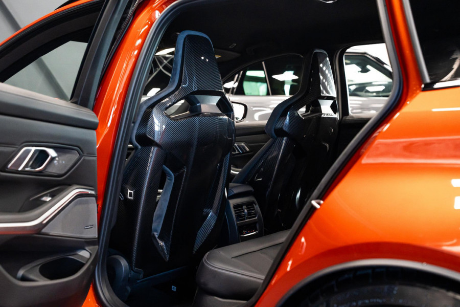 BMW M3 Touring 3-serie xDrive Competition *Sonderlackierung / M-Track Pack / Keramisch / Kuipstoelen / Harman Kardon / Carbon in & exterieur*