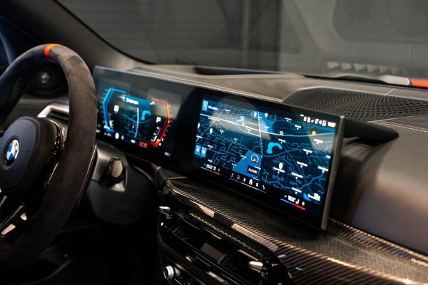 BMW M3 Touring 3-serie xDrive Competition *Sonderlackierung / M-Track Pack / Keramisch / Kuipstoelen / Harman Kardon / Carbon in & exterieur*