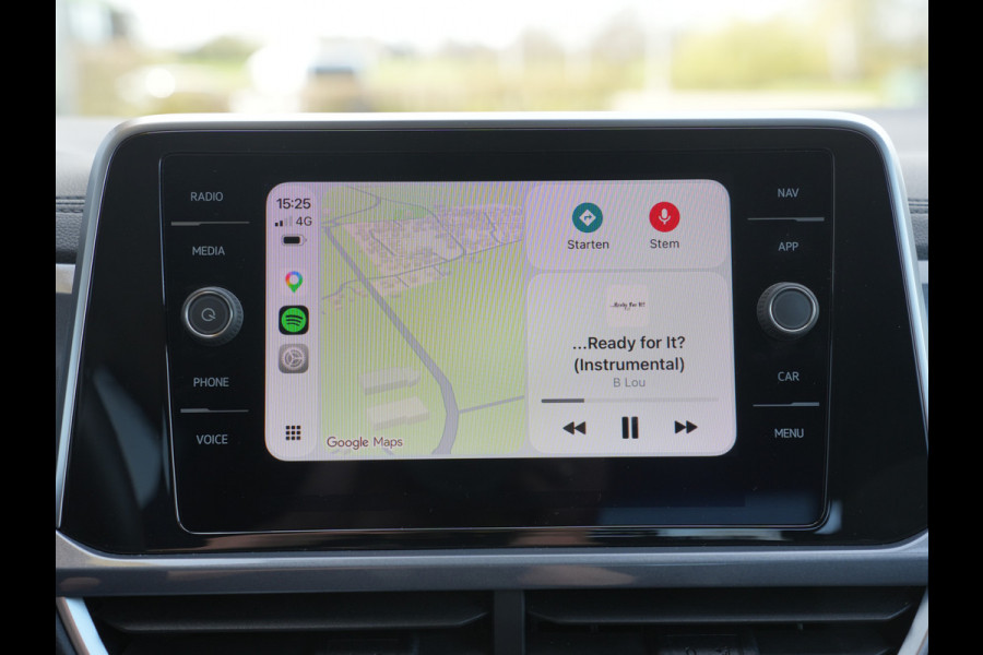 Volkswagen T-Roc 1.0 TSI Style | Trekhaak | Camera | Navigatie |