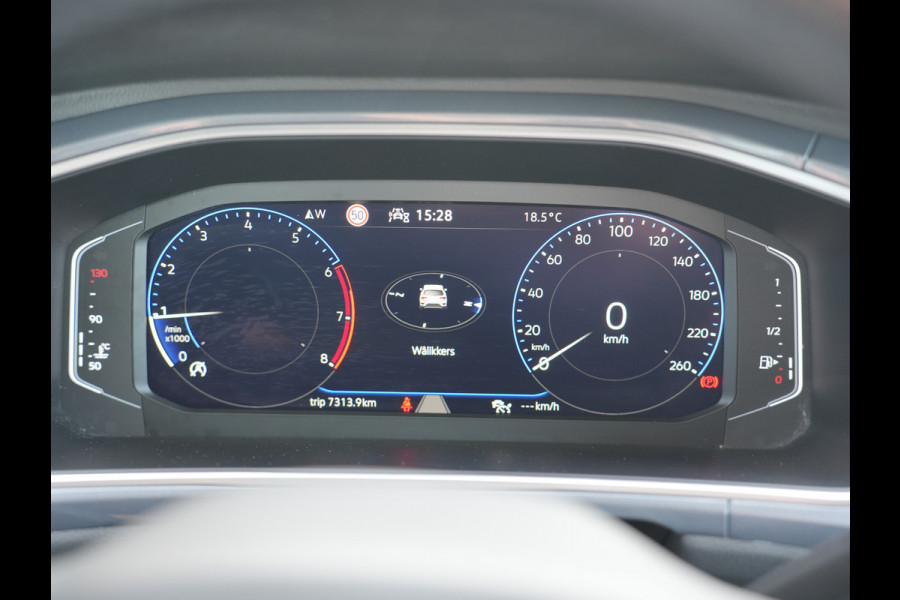 Volkswagen T-Roc 1.0 TSI Style | Trekhaak | Camera | Navigatie |