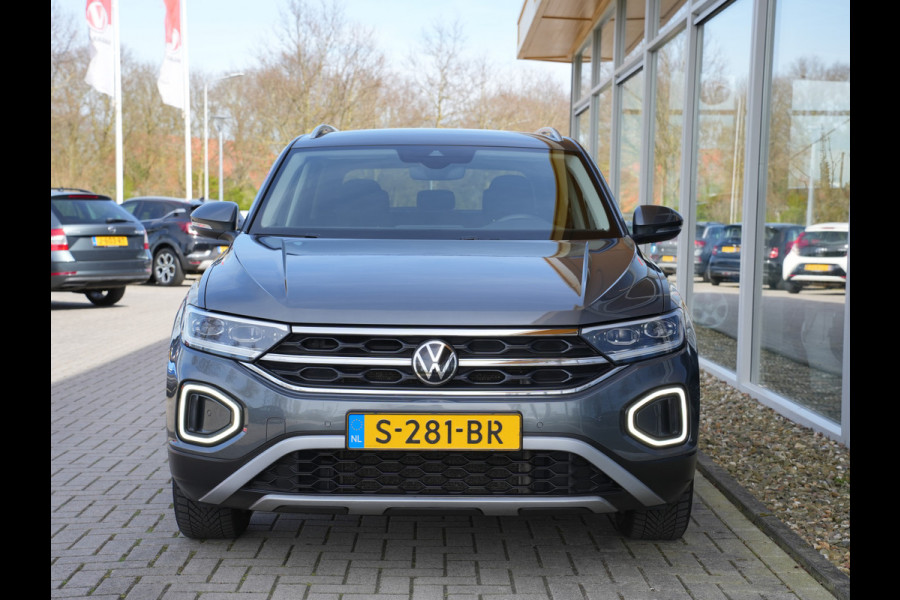 Volkswagen T-Roc 1.0 TSI Style | Trekhaak | Camera | Navigatie |