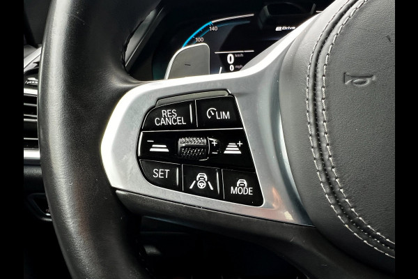 BMW X5 XDrive45e High Executive M-pakket_3d camera_Drive assist