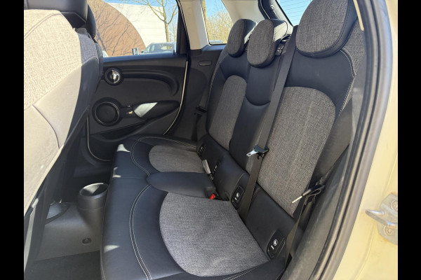 MINI Mini 1.5 Cooper Pepper SUPER COMPLEET|LED|  STOELVERWARMING| APPLE CARPLAY| PARKEERSENSOREN VOOR + ACHTER| NET ONDERHOUD GEHAD, RIJKLAAR INCL. 12 MND BOVAG GARANTIE|