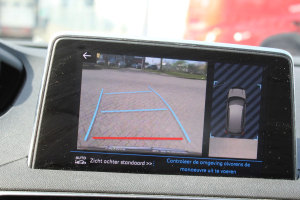 Peugeot 3008 1.2 PureTech Blue Lease Premium carplay trekhaak leder