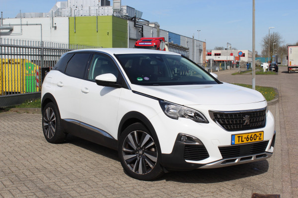 Peugeot 3008 1.2 PureTech Blue Lease Premium carplay trekhaak leder