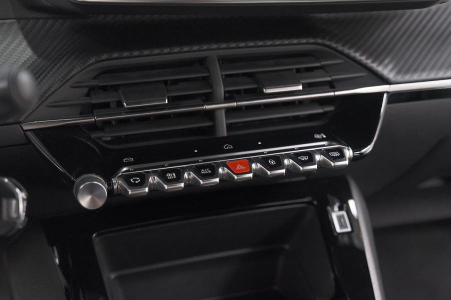 Peugeot 2008 1.2 Hybrid 136 Style | Apple Carplay | Parkeersensoren | Climate control