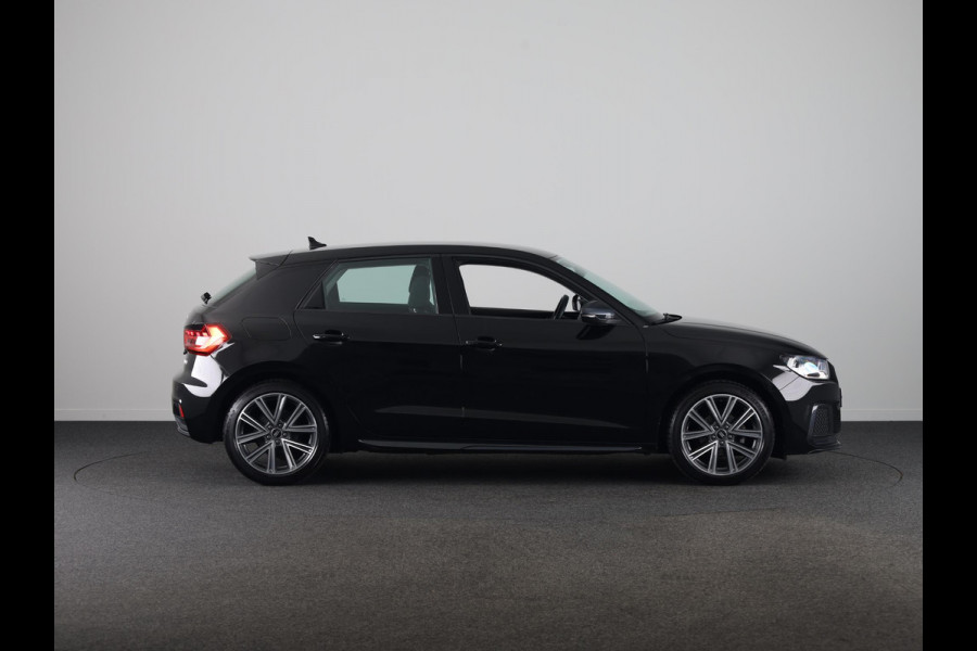 Audi A1 Sportback 25 TFSI Advanced edition 95pk | Navigatie via APP | 17 inch lichtmetalen velgen | Cruise controle | Parkeersensoren achter |