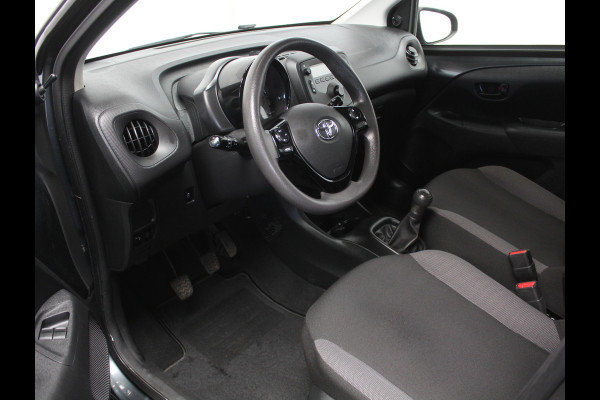 Toyota Aygo 1.0 VVT-i x-fun AIRCO | CV | LED | STB | BLUETOOTH | ELRM | ISOFIX