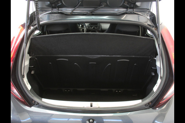 Toyota Aygo 1.0 VVT-i x-fun AIRCO | CV | LED | STB | BLUETOOTH | ELRM | ISOFIX