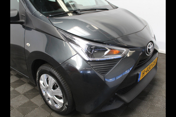 Toyota Aygo 1.0 VVT-i x-fun AIRCO | CV | LED | STB | BLUETOOTH | ELRM | ISOFIX