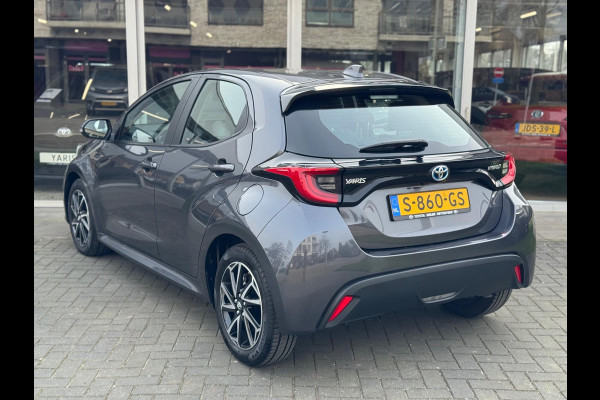 Toyota Yaris 1.5 Hybrid Dynamic | Lichtmetalen velgen, LED, Keyless, Startknop, Licht + Regensensor, Apple CarPlay/Android Auto