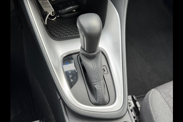 Toyota Yaris 1.5 Hybrid Dynamic | Lichtmetalen velgen, LED, Keyless, Startknop, Licht + Regensensor, Apple CarPlay/Android Auto