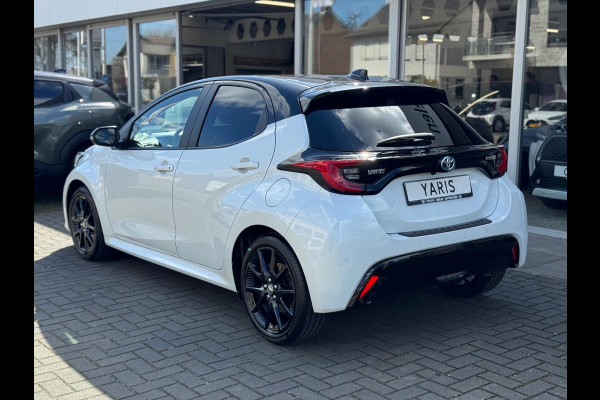 Toyota Yaris 1.5 Hybrid Executive Premium | JBL, Head up display, 17 inch, Dodehoekherkenning, Parkeersensoren, Stoelverwarming