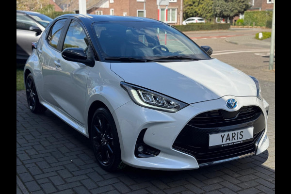 Toyota Yaris 1.5 Hybrid Executive Premium | JBL, Head up display, 17 inch, Dodehoekherkenning, Parkeersensoren, Stoelverwarming