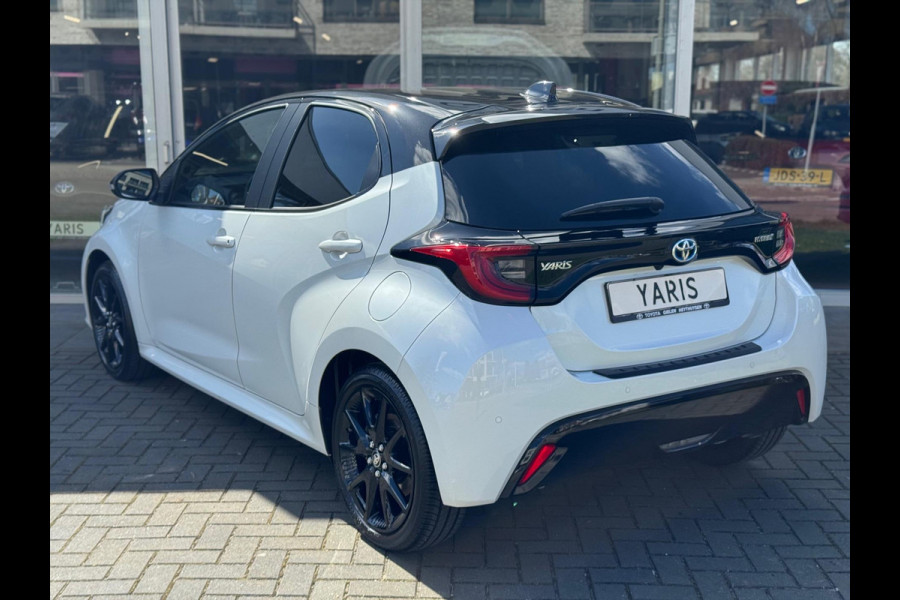 Toyota Yaris 1.5 Hybrid Executive Premium | JBL, Head up display, 17 inch, Dodehoekherkenning, Parkeersensoren, Stoelverwarming