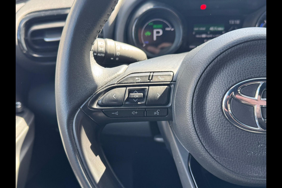 Toyota Yaris 1.5 Hybrid Executive Premium | JBL, Head up display, 17 inch, Dodehoekherkenning, Parkeersensoren, Stoelverwarming