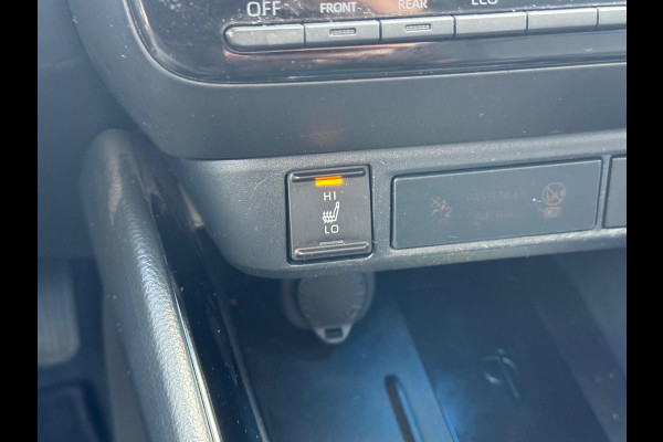 Toyota Yaris 1.5 Hybrid Executive Premium | JBL, Head up display, 17 inch, Dodehoekherkenning, Parkeersensoren, Stoelverwarming