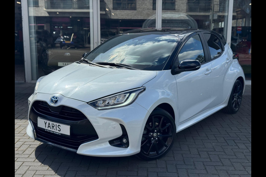 Toyota Yaris 1.5 Hybrid Executive Premium | JBL, Head up display, 17 inch, Dodehoekherkenning, Parkeersensoren, Stoelverwarming