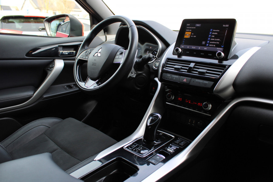 Mitsubishi Eclipse Cross 2.4 PHEV Intense | Trekhaak | Stoelverwarming | Navigatie | Camera | Carplay