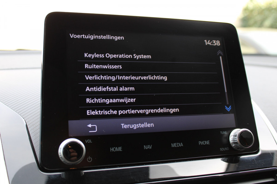 Mitsubishi Eclipse Cross 2.4 PHEV Intense | Trekhaak | Stoelverwarming | Navigatie | Camera | Carplay