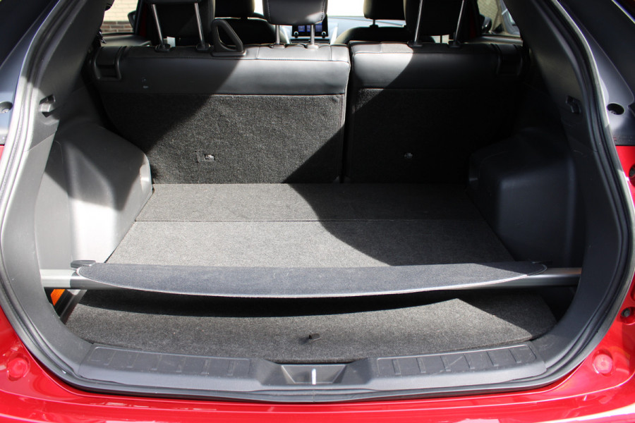 Mitsubishi Eclipse Cross 2.4 PHEV Intense | Trekhaak | Stoelverwarming | Navigatie | Camera | Carplay