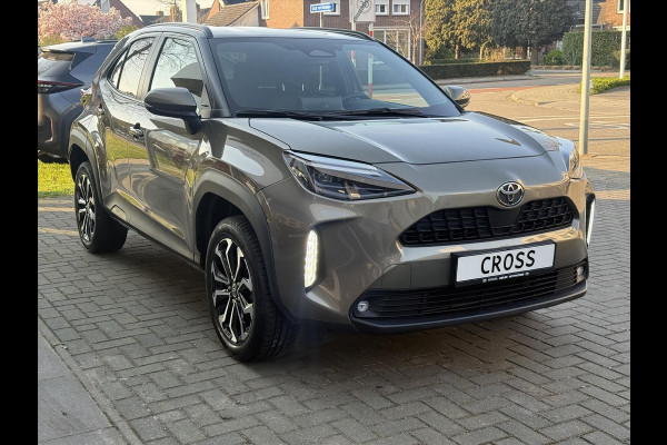 Toyota Yaris Cross 1.5 Hybrid First Edition Plus | Stoel + Stuurverwarming, Groot scherm, Keyless, 17 inch, Apple CarPlay/Android Auto