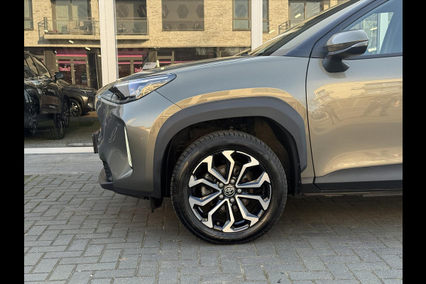 Toyota Yaris Cross 1.5 Hybrid First Edition Plus | Stoel + Stuurverwarming, Groot scherm, Keyless, 17 inch, Apple CarPlay/Android Auto