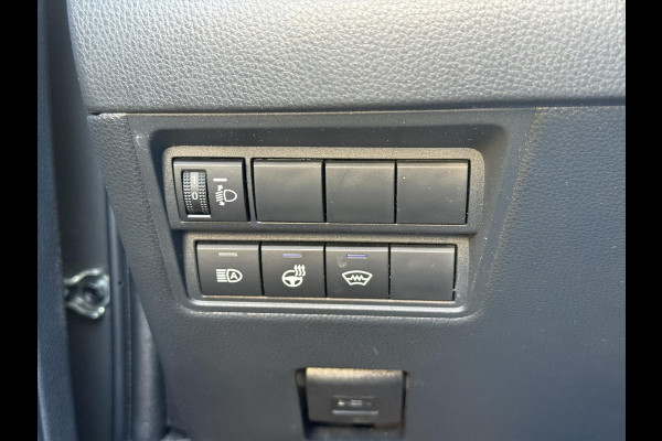 Toyota Yaris Cross 1.5 Hybrid First Edition Plus | Stoel + Stuurverwarming, Groot scherm, Keyless, 17 inch, Apple CarPlay/Android Auto