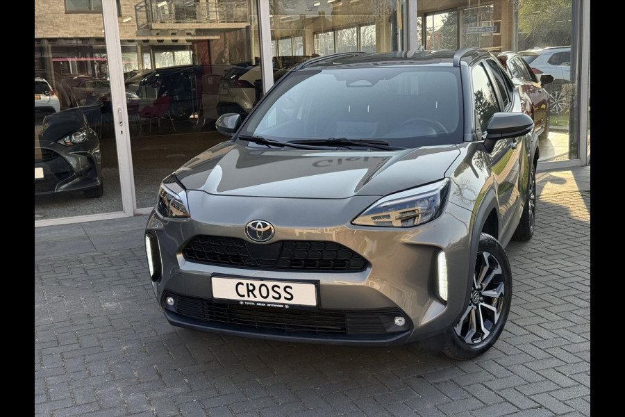 Toyota Yaris Cross 1.5 Hybrid First Edition Plus | Stoel + Stuurverwarming, Groot scherm, Keyless, 17 inch, Apple CarPlay/Android Auto