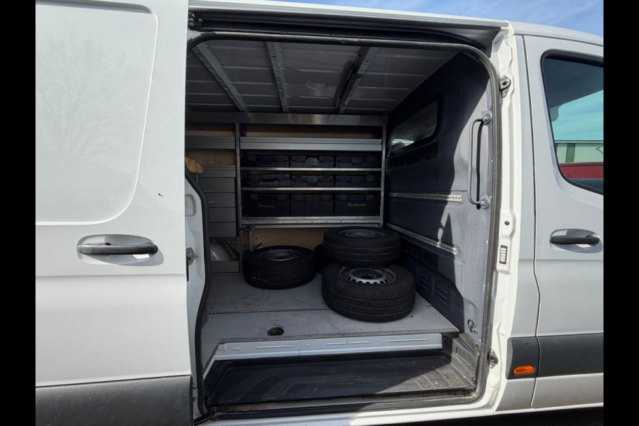 Mercedes-Benz Sprinter 319 V6 3.0 CDI 190PK L2H1 Automaat / Camera / Laadruimte inrichting