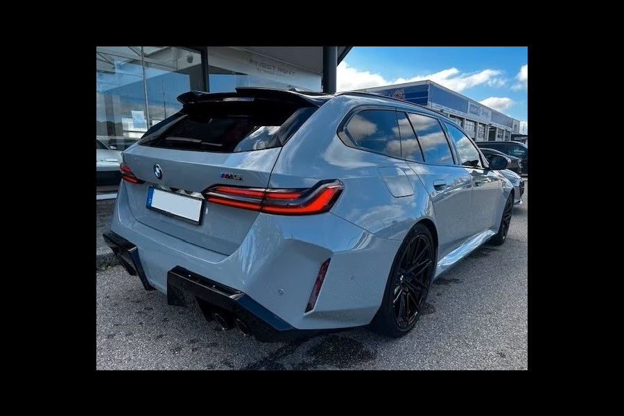 BMW M5 Touring ** M-DRIVER PACK (305 km/h), M-REMMEN, PANO, TREKH, MERINO LEDER, 20/21 INCH LMV ** 1e EIG - UNFALLFREI - Ex BMW AG ** ** INFORMEER OOK NAAR ONZE AANTREKKELIJKE FINANCIAL-LEASE TARIEVEN **