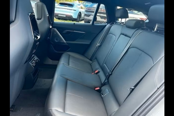 BMW M5 Touring ** M-DRIVER PACK (305 km/h), M-REMMEN, PANO, TREKH, MERINO LEDER, 20/21 INCH LMV ** 1e EIG - UNFALLFREI - Ex BMW AG ** ** INFORMEER OOK NAAR ONZE AANTREKKELIJKE FINANCIAL-LEASE TARIEVEN **