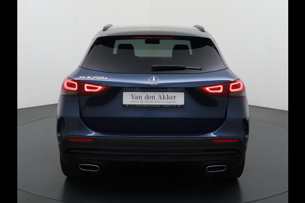 Mercedes-Benz GLA 250e AMG // SoH 97,4% // Distronic // Headup // 360 Camera // MultiBeam // Keyless // 20" // Advanced Audio // Carplay