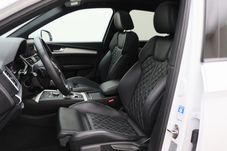 Audi Q5 55 TFSI e Quattro Plug-in Hybrid Competition S-Line Leer, Panoramadak, Cruise, Apple Carplay, Bluetooth, LED, Trekhaak, 21"