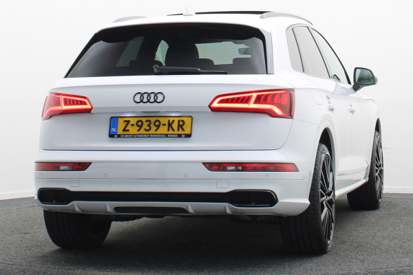 Audi Q5 55 TFSI e Quattro Plug-in Hybrid Competition S-Line Leer, Panoramadak, Cruise, Apple Carplay, Bluetooth, LED, Trekhaak, 21"