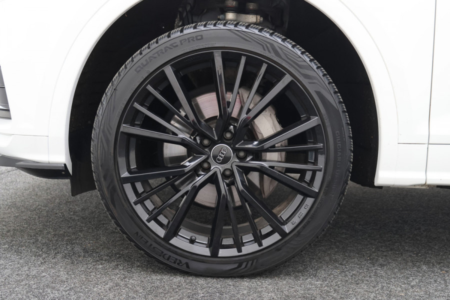 Audi Q5 55 TFSI e Quattro Plug-in Hybrid Competition S-Line Leer, Panoramadak, Cruise, Apple Carplay, Bluetooth, LED, Trekhaak, 21"