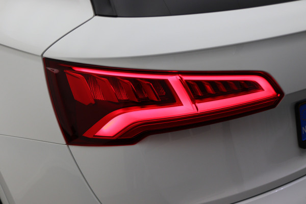 Audi Q5 55 TFSI e Quattro Plug-in Hybrid Competition S-Line Leer, Panoramadak, Cruise, Apple Carplay, Bluetooth, LED, Trekhaak, 21"