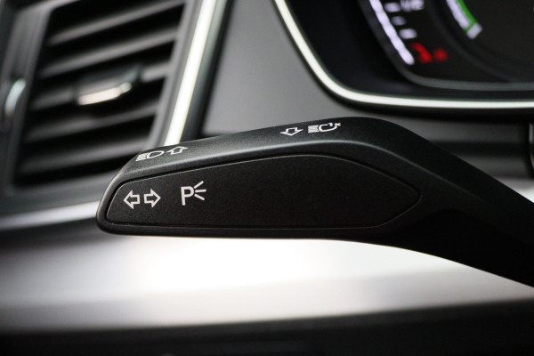 Audi Q5 55 TFSI e Quattro Plug-in Hybrid Competition S-Line Leer, Panoramadak, Cruise, Apple Carplay, Bluetooth, LED, Trekhaak, 21"