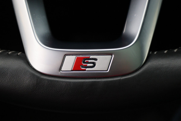 Audi Q5 55 TFSI e Quattro Plug-in Hybrid Competition S-Line Leer, Panoramadak, Cruise, Apple Carplay, Bluetooth, LED, Trekhaak, 21"